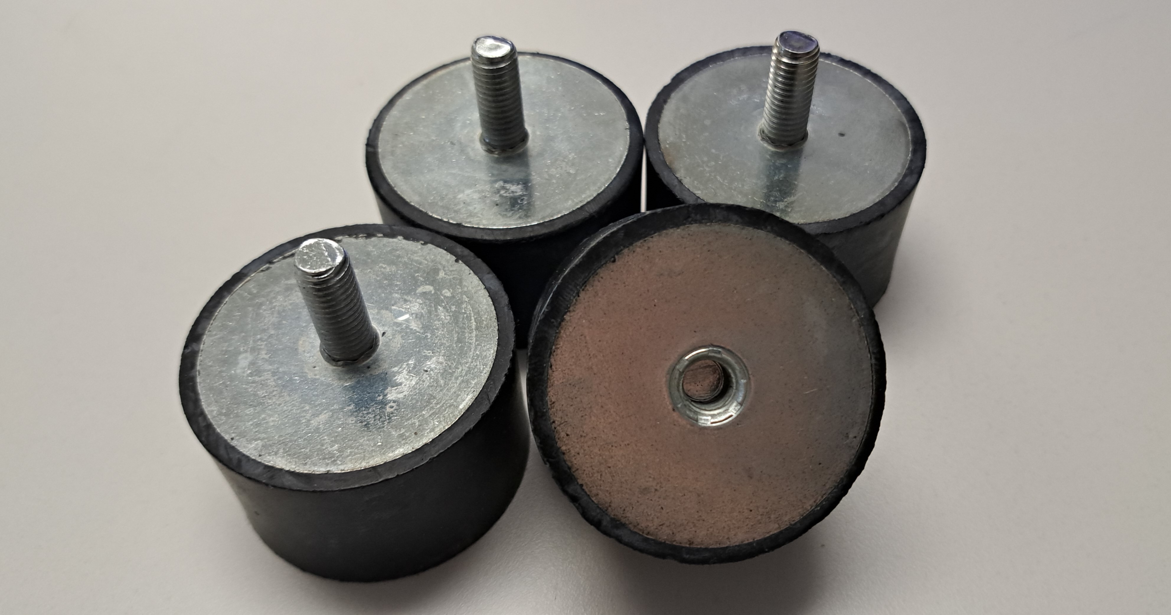 silentblok - podstavec pro tepelné čerpadlo - D50 - H30  M8/20 mm x M8